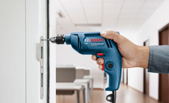 Máy khoan sắt Bosch GBM 320