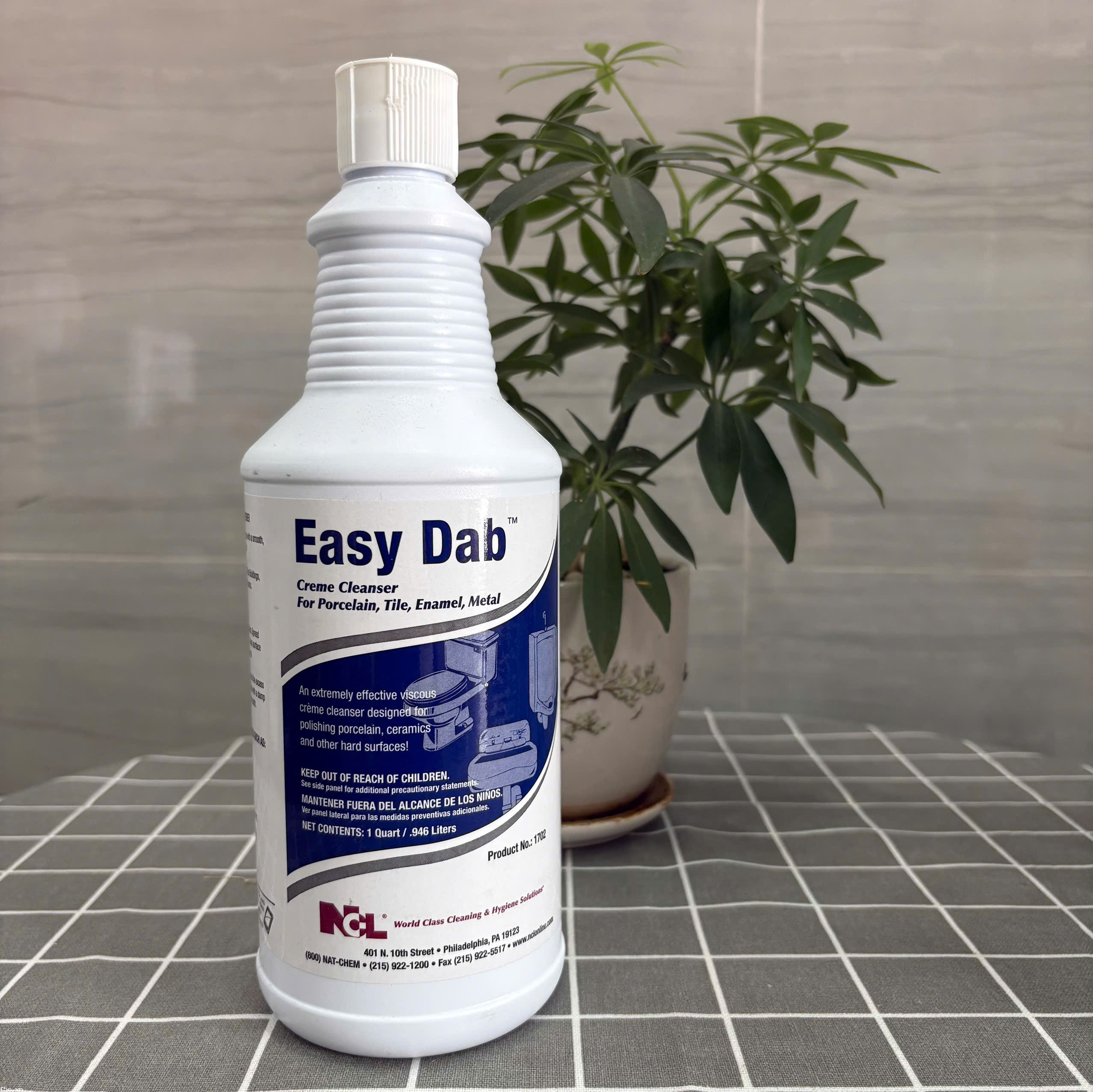 KEM TẨY RỬA & TẠO ĐỘ SÁNG BÓNG BỀ MẶT MEN SỨ - EASY DAB