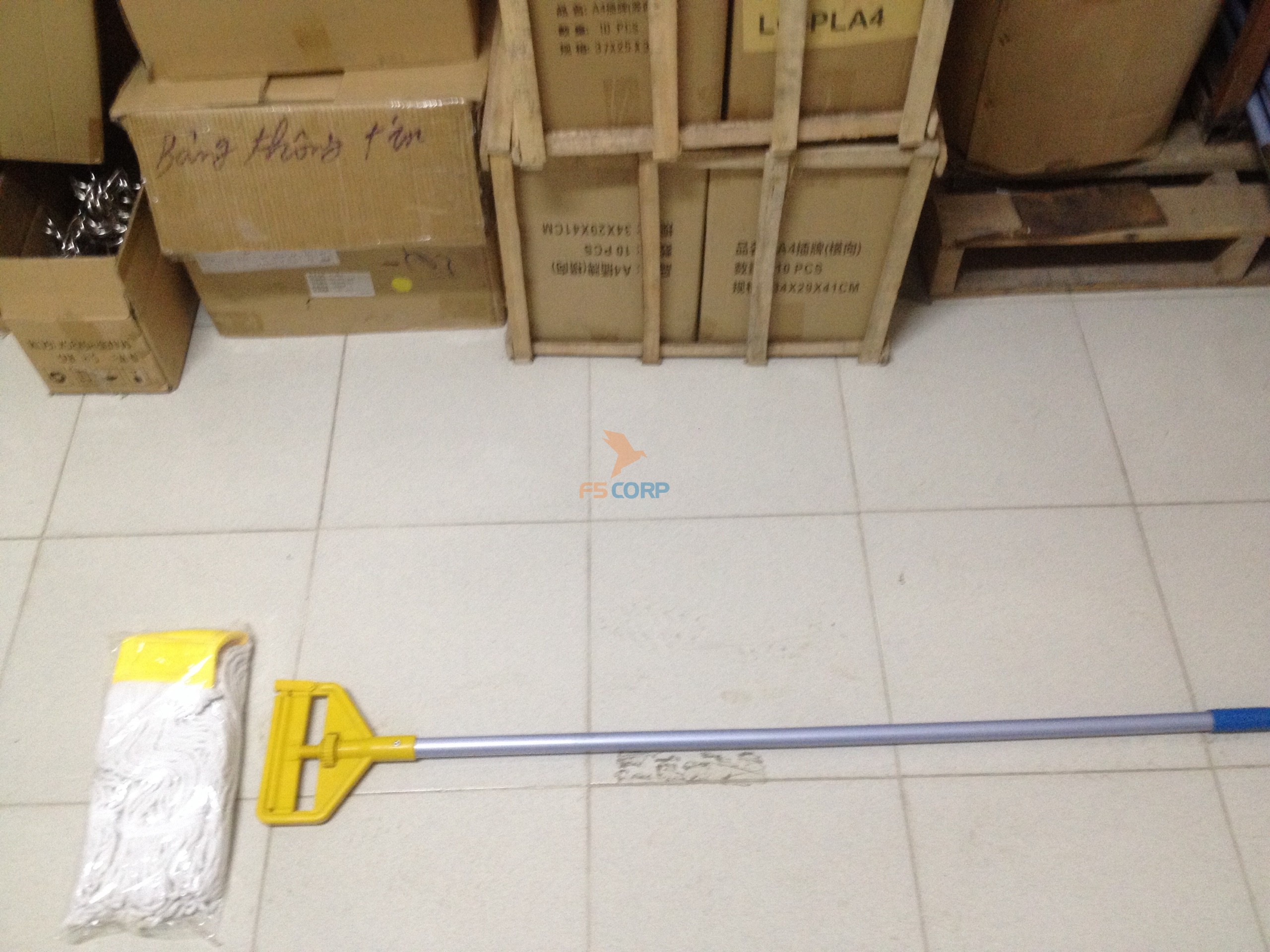 Bộ cây lau sàn đầu kẹp C-203 cán dài 120cm