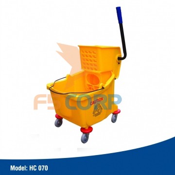 Xe ép nước lau sàn nhà xưởng công nghiệp 1 xô HiClean HC 070