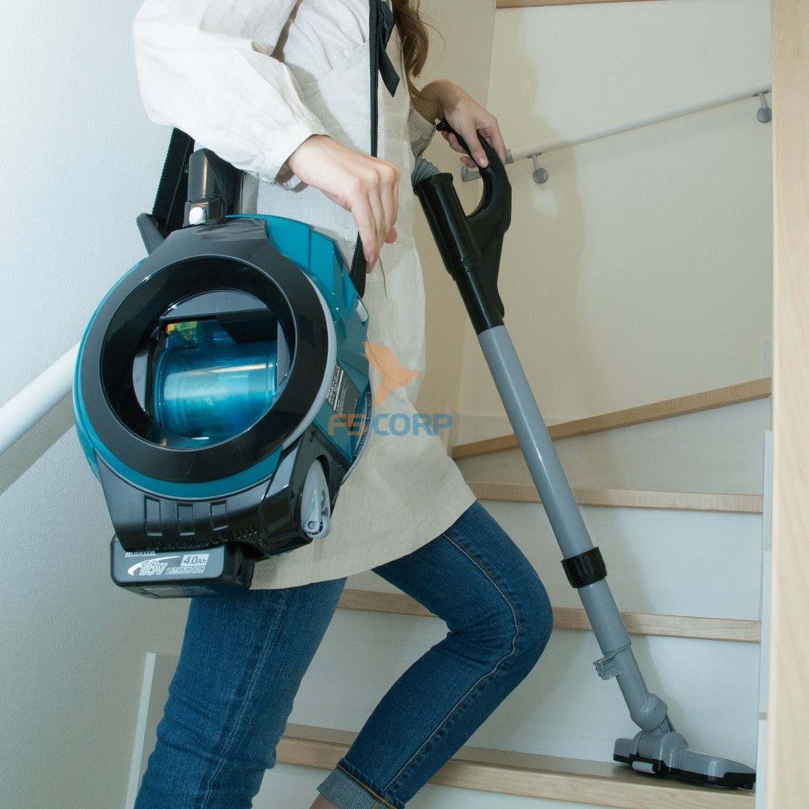 Máy hút bụi li tâm dùng pin Makita DCL500Z