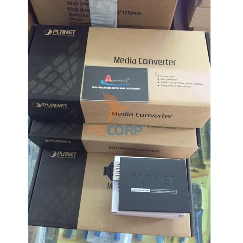 Standard Fast Ethernet Media Conveter Planet FT-802