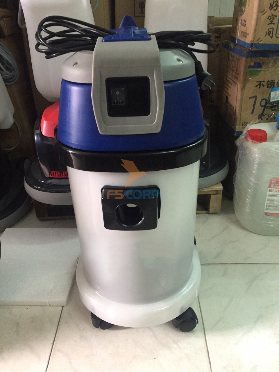 Máy hút bụi hút nước thùng nhựa Supper Clean SC 30P