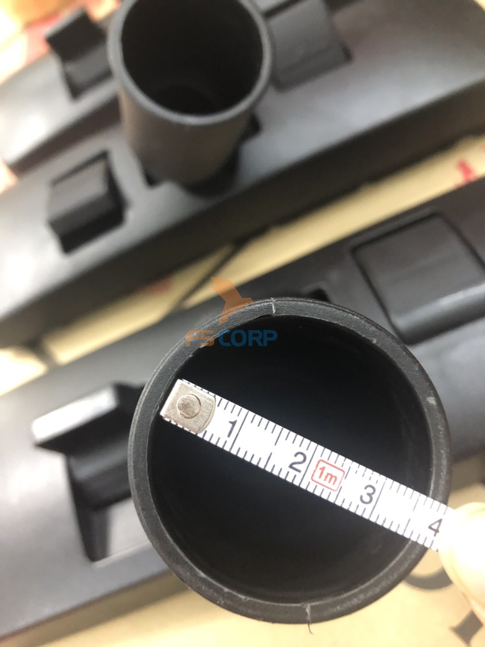 Bàn hút bụi công nghiệp 15L