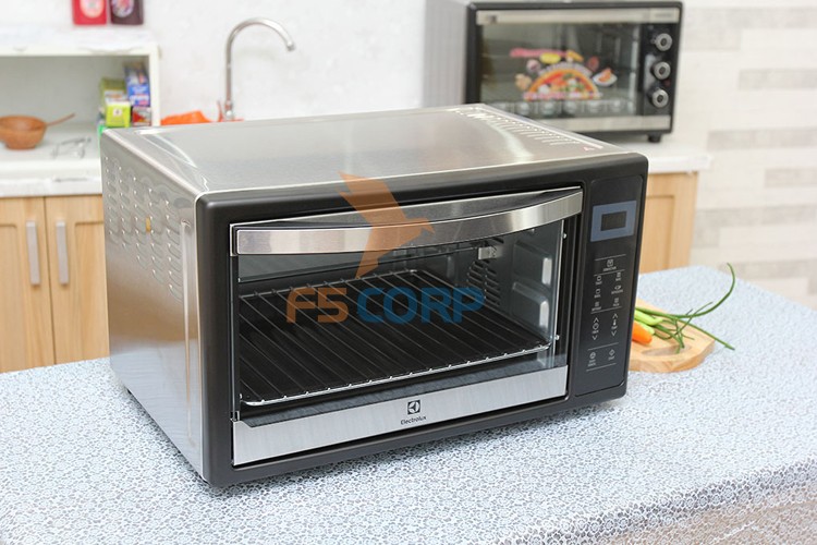 Lò nướng nhỏ Electrolux EOT38MBB
