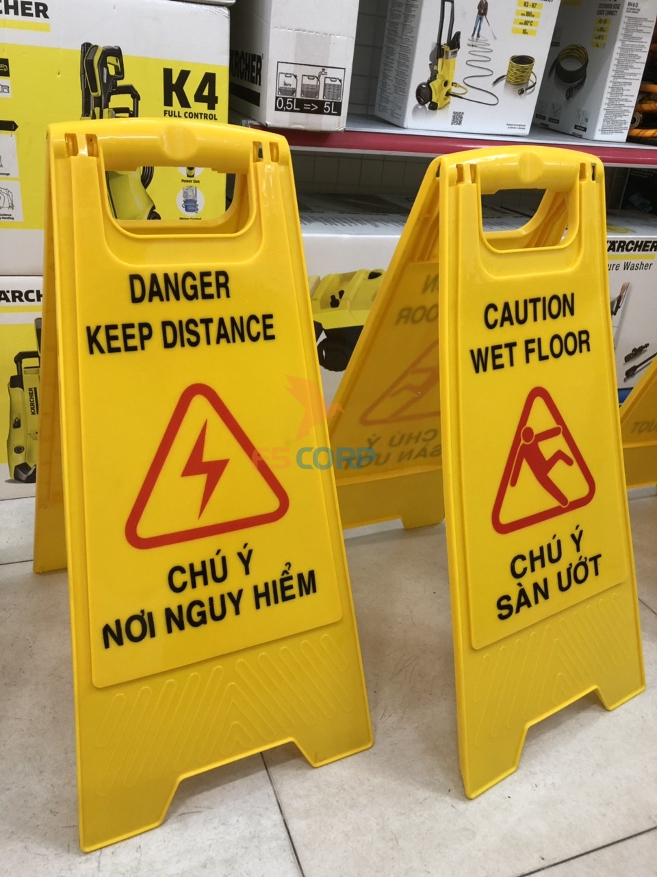 Biển báo chú ý nơi nguy hiểm - Danger Keep Distance