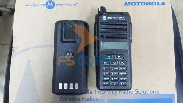 Máy bộ đàm Motorola CP1660
