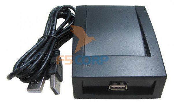 Đầu đọc thẻ Gigata CR10M