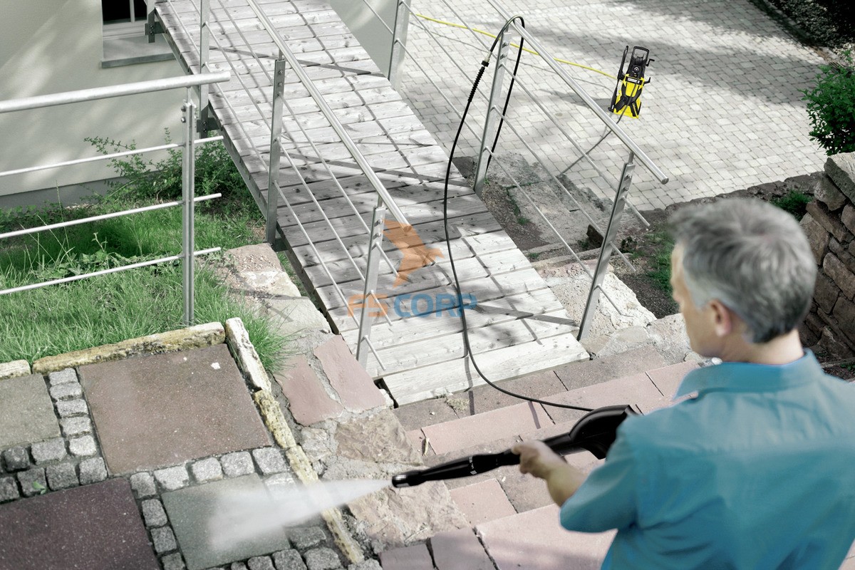 Bộ phụ kiện phun áp lực Karcher HK 12 (2.642-953.0)