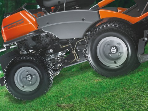 Máy cắt cỏ Husqvarna PF 21 AWD