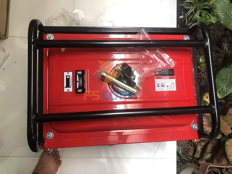 Máy phát điện Honda EP 4000CX đề nổ