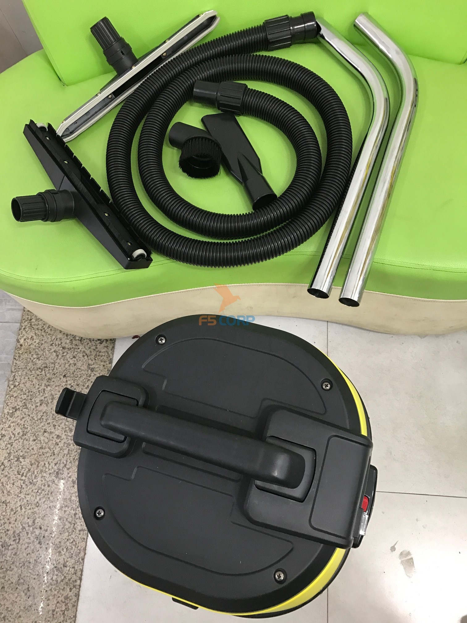 Máy hút bụi - nước Hiclean HC 301