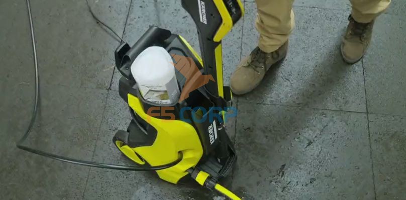 Máy phun xịt áp lực Karcher K5 Full Control EU mã 1.324-500.0