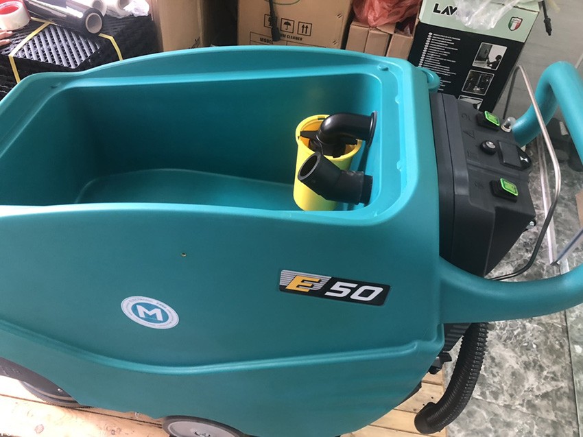 Máy chà sàn liên hợp Eureka E50 Base