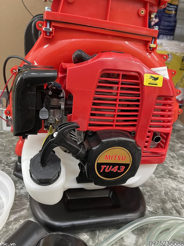 Máy phun thuốc khử trùng 2 thì Kaito K-26L bình xăng dưới