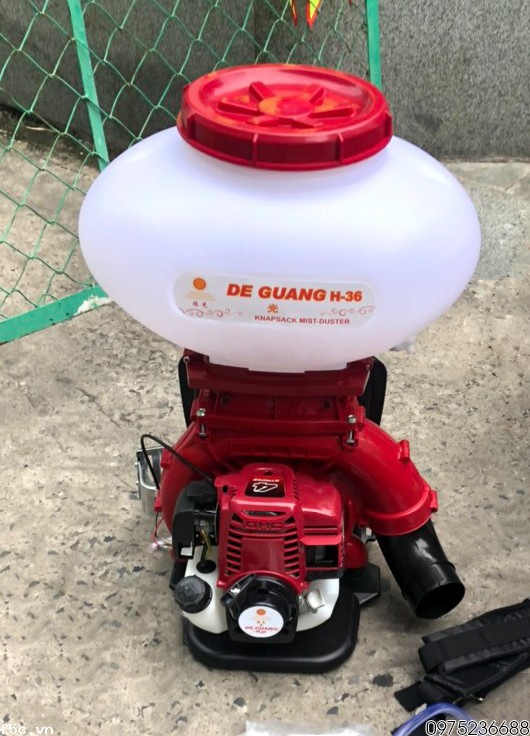 Máy phun thuốc khử trùng 4 thì De Guang H-36