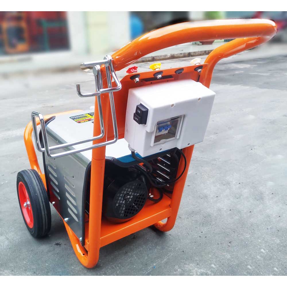Máy phun xịt rửa xe cao áp TAJINO 3KW TJ-3000J