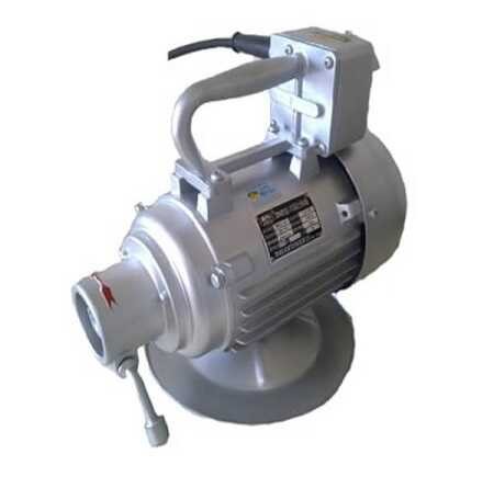 Máy Đầm Dùi Jinlong 1.38Kw-380V