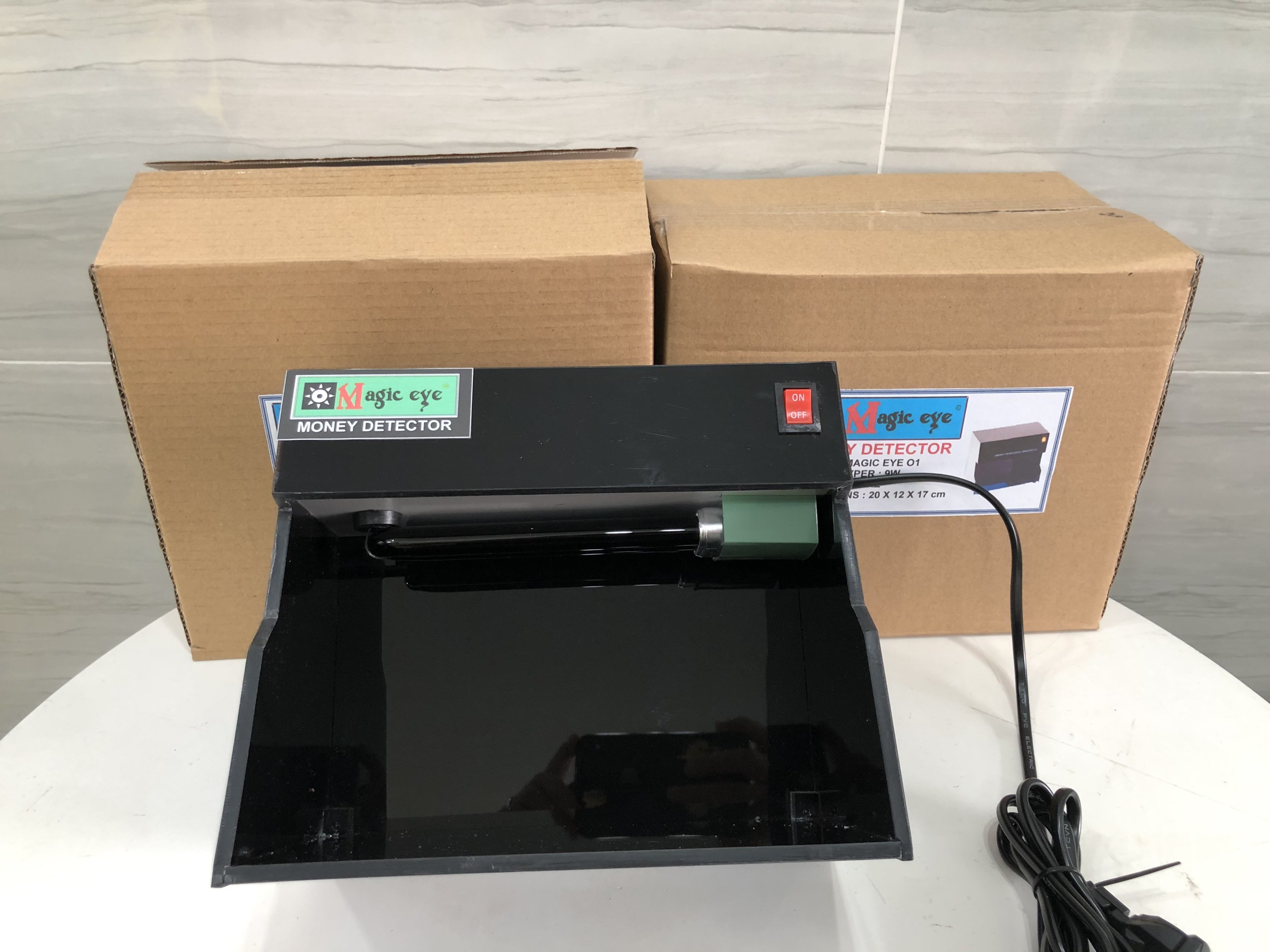 Đèn soi tiền giả Magic Eye 01 (UV-402)