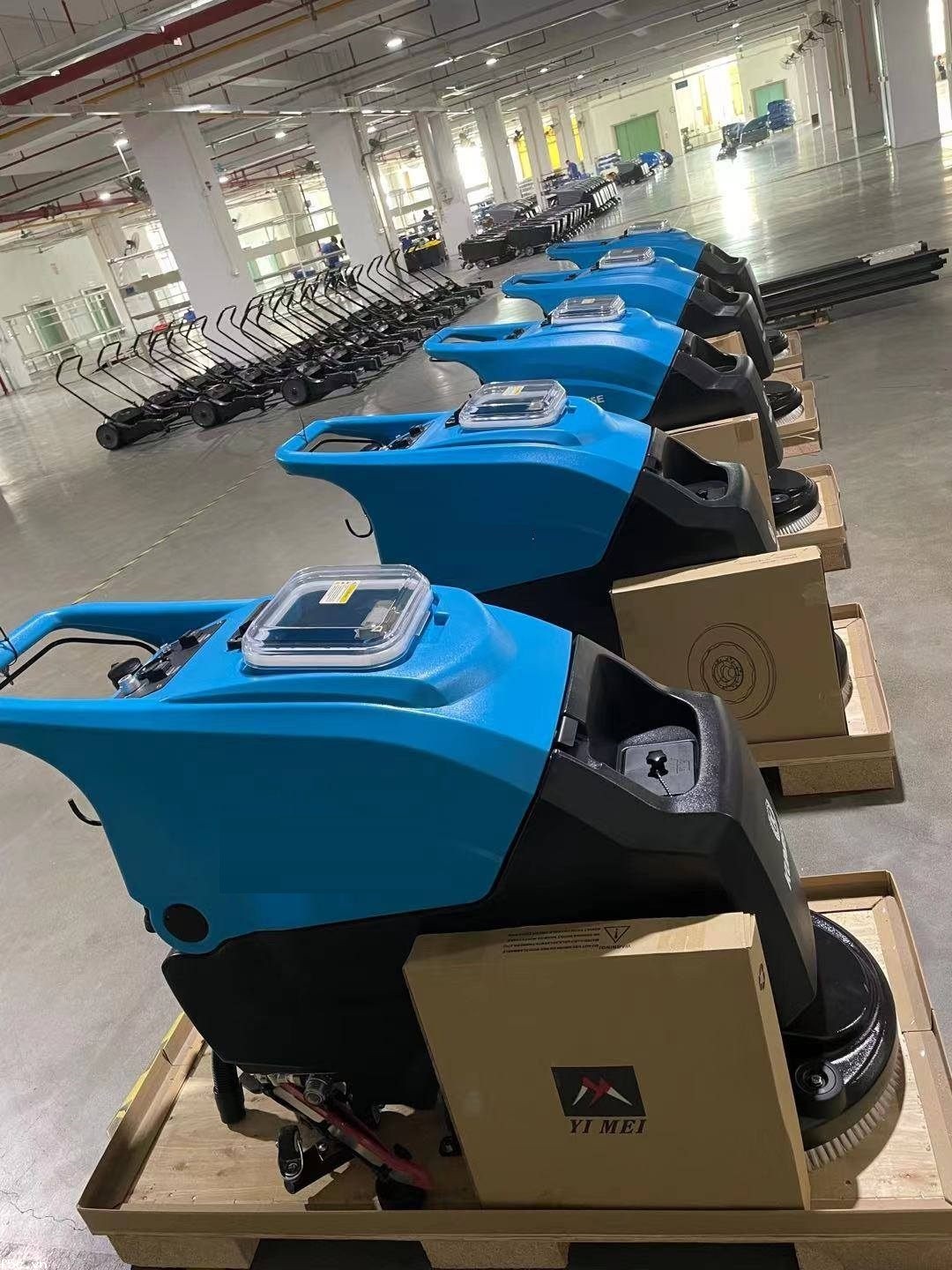 Máy lau sàn liên hợp dùng bình ác quy SmartEco SE 75B