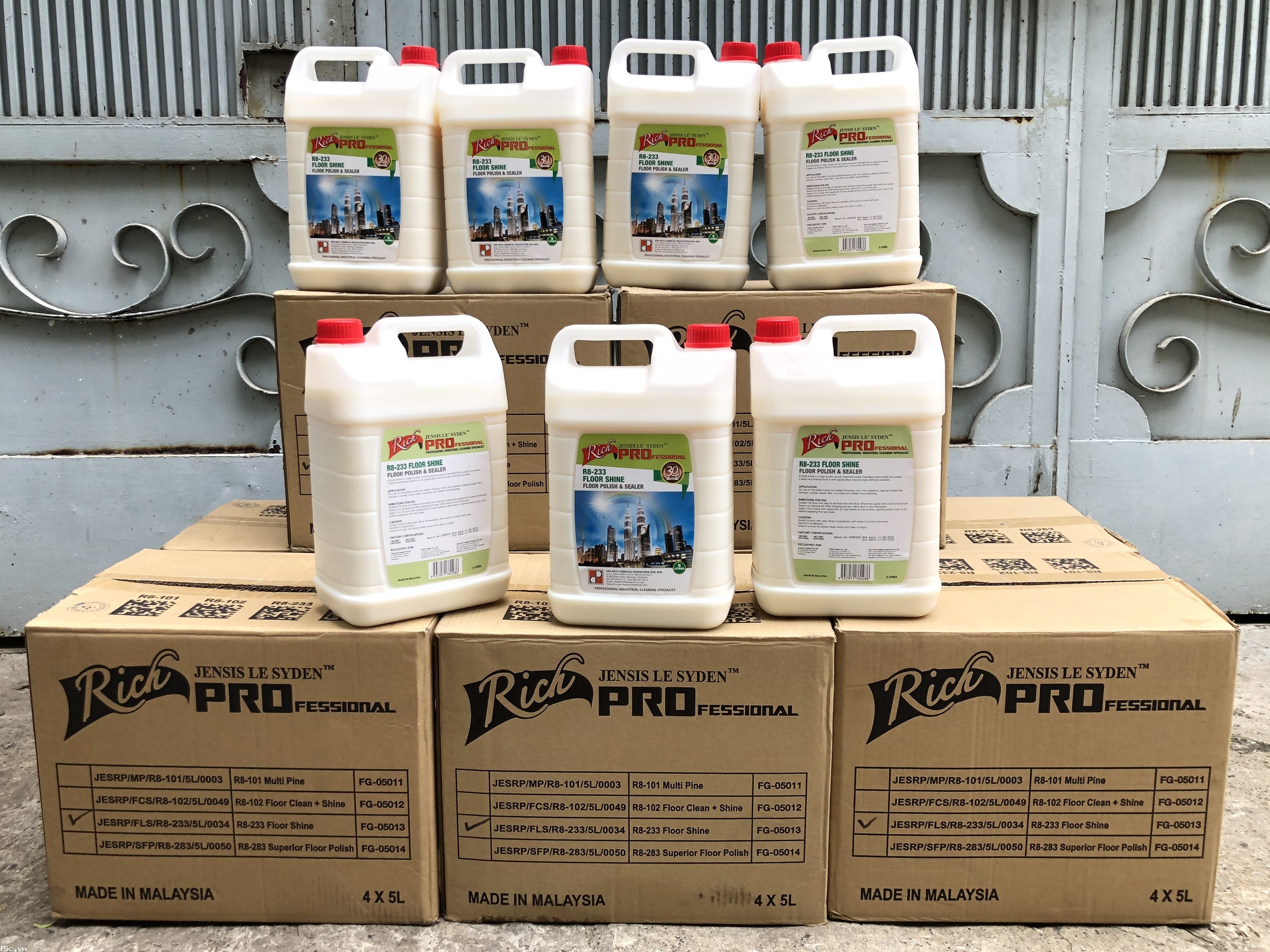 Sáp đánh bóng sàn gỗ RICHPRO FLORSHINE R8-233 Made in Malaysia 5L
