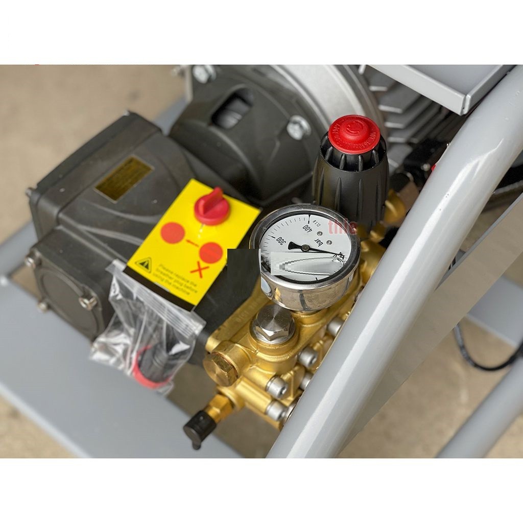 Máy xịt rửa xe cao áp RUBIX RS55T 5.5kw 