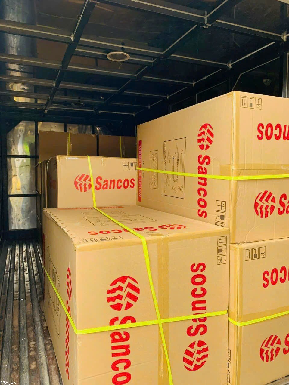 Máy hút bụi công nghiệp SANCOS 3238W