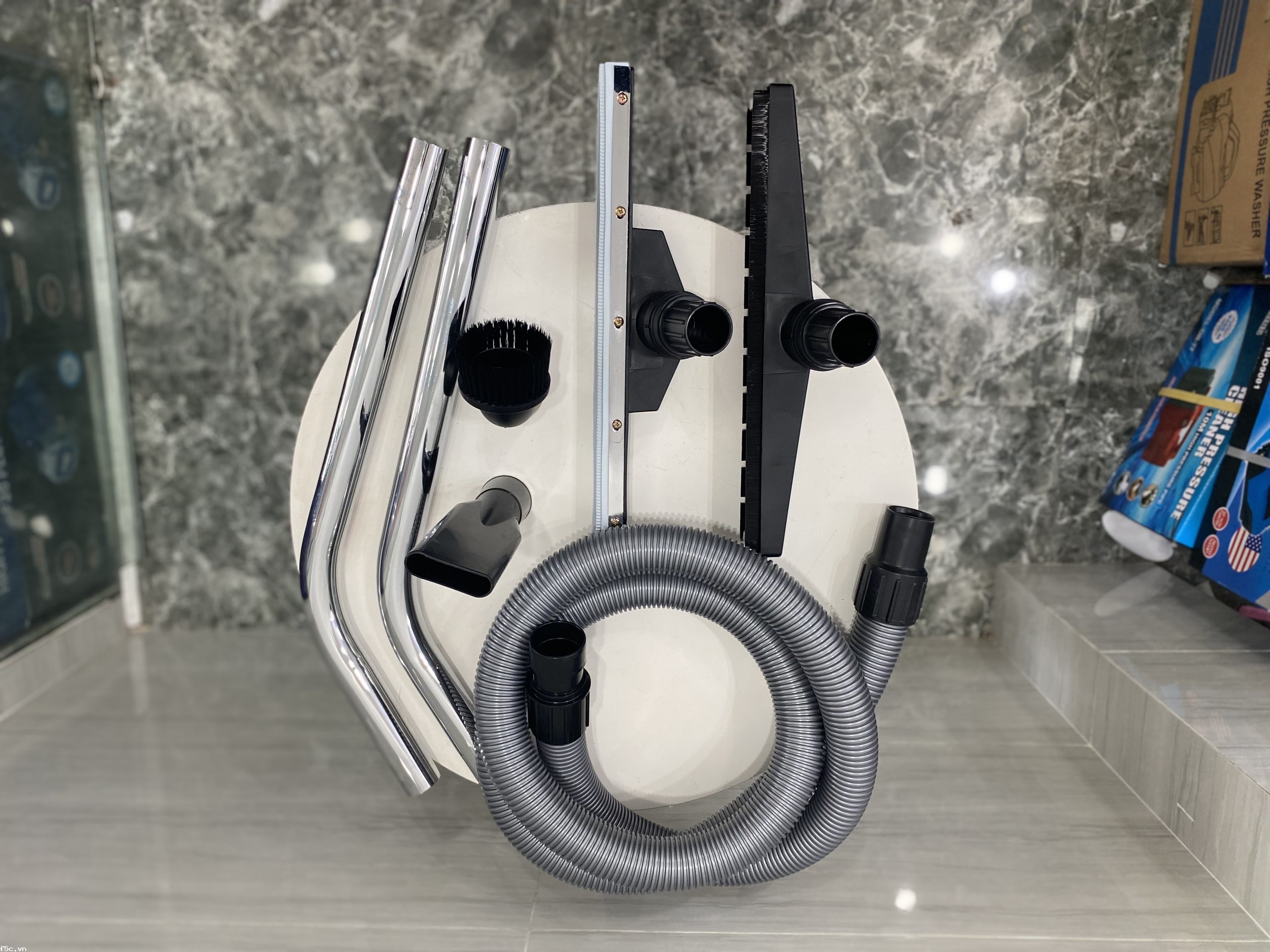 Máy hút bụi CleproX X-2/75 ( Thùng inox )