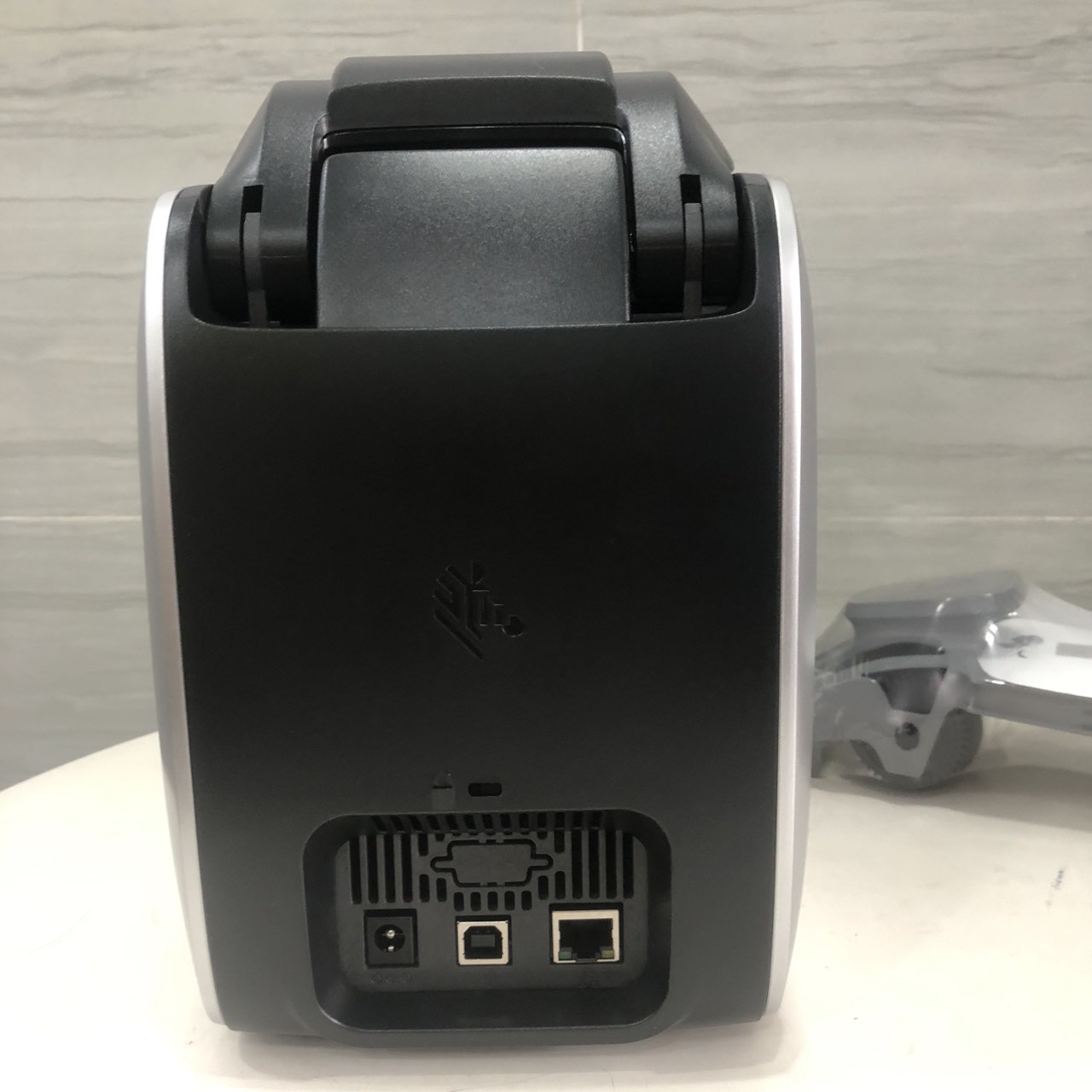 Máy in thẻ nhựa Zebra ZC300