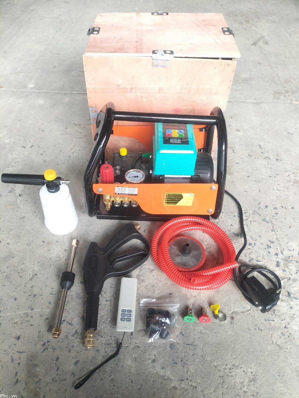 Máy phun áp lực Oring Or-95VC có remote