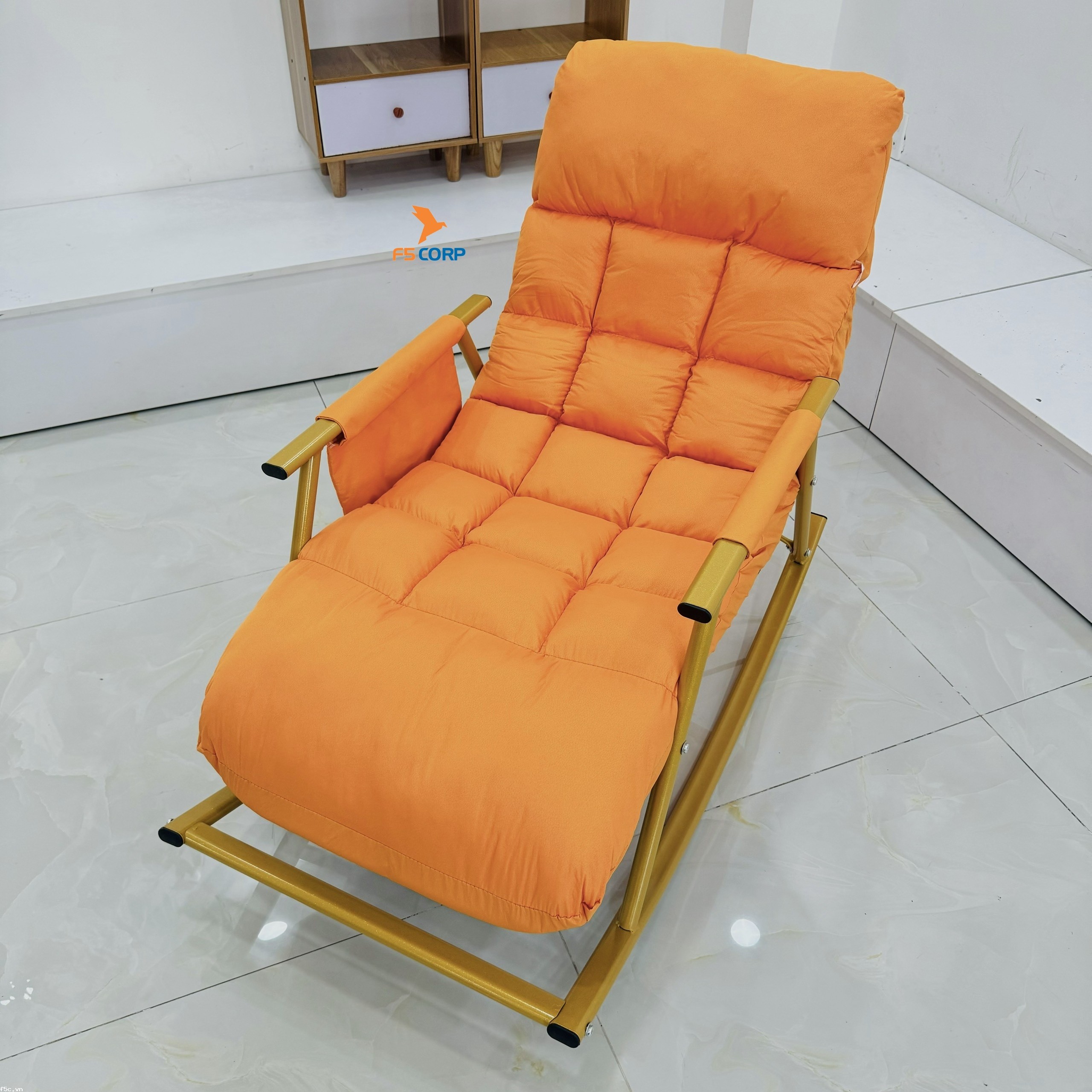 Ghế bập bênh thư giãn tiện lợi SUMIKA 663A, khung thép sơn tĩnh điện