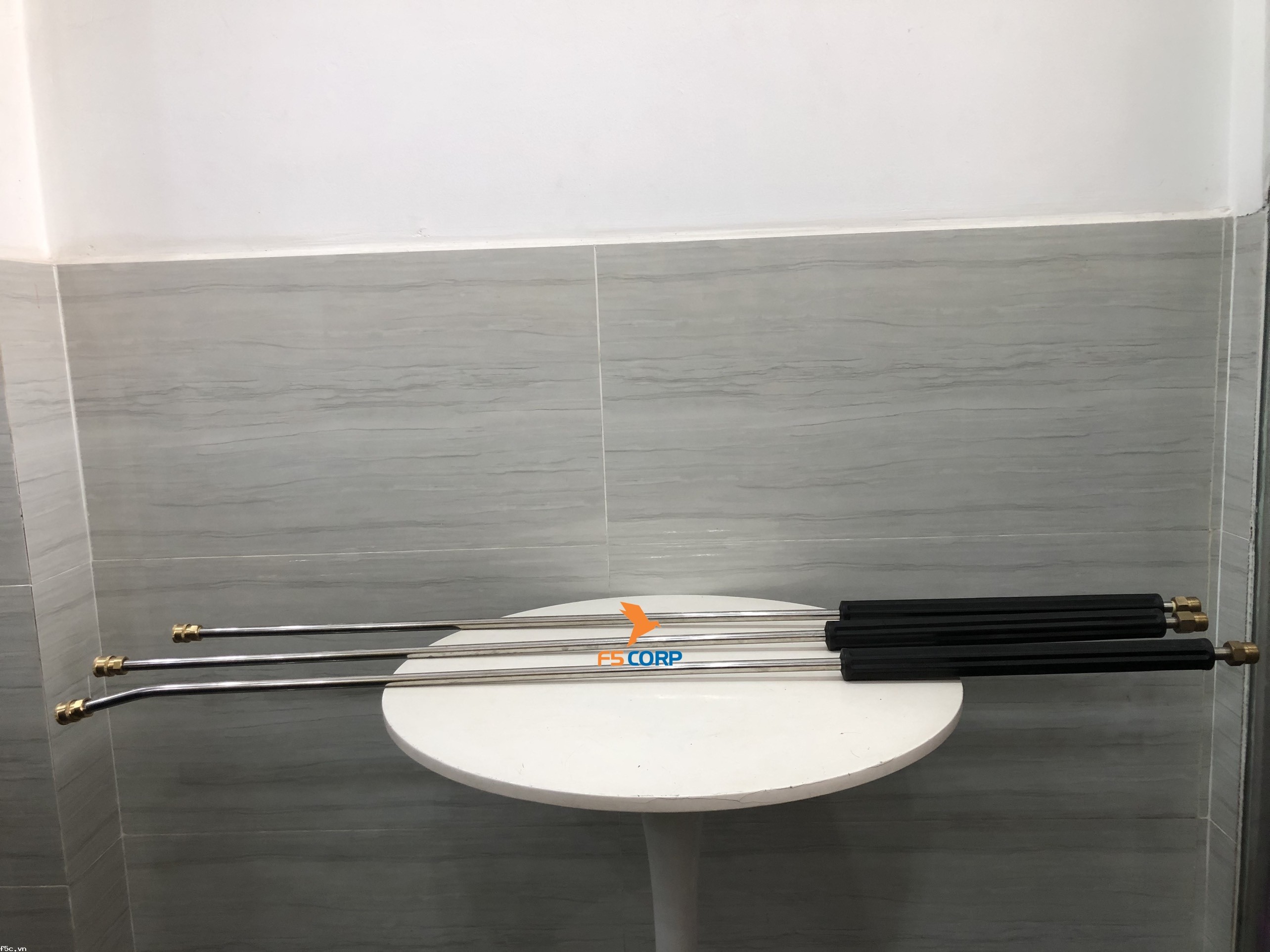 Cần phun nối dài 1m2 kèm khớp nối 