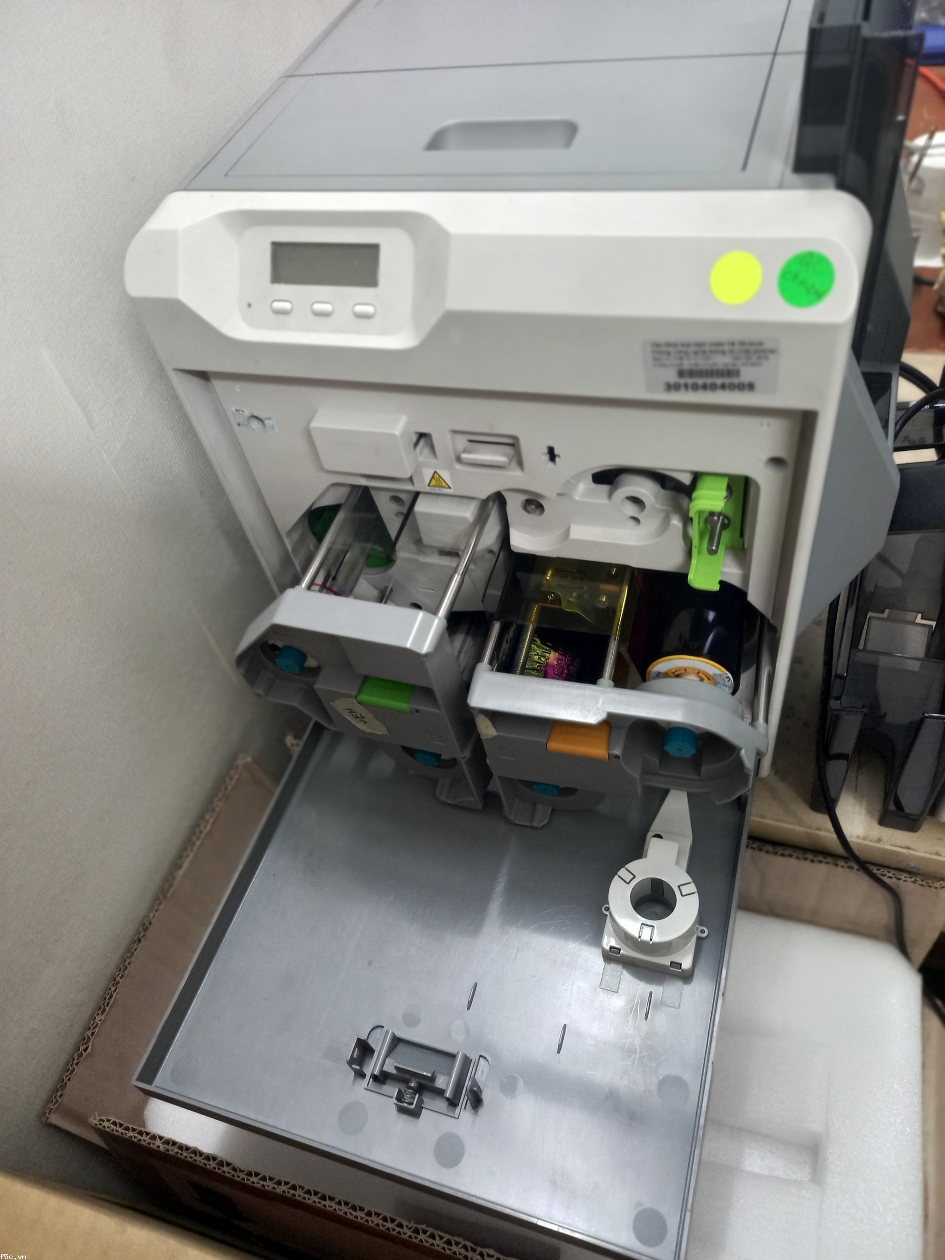 Máy in thẻ nhựa chuyên nghiệp Matica XID8300