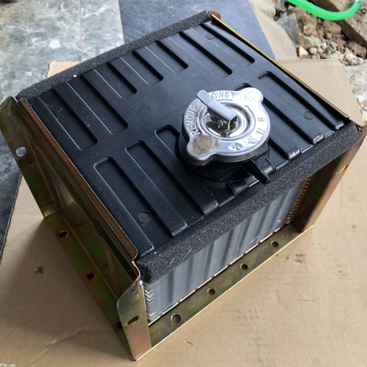 Két nước động cơ diesel - máy nổ D12-D24