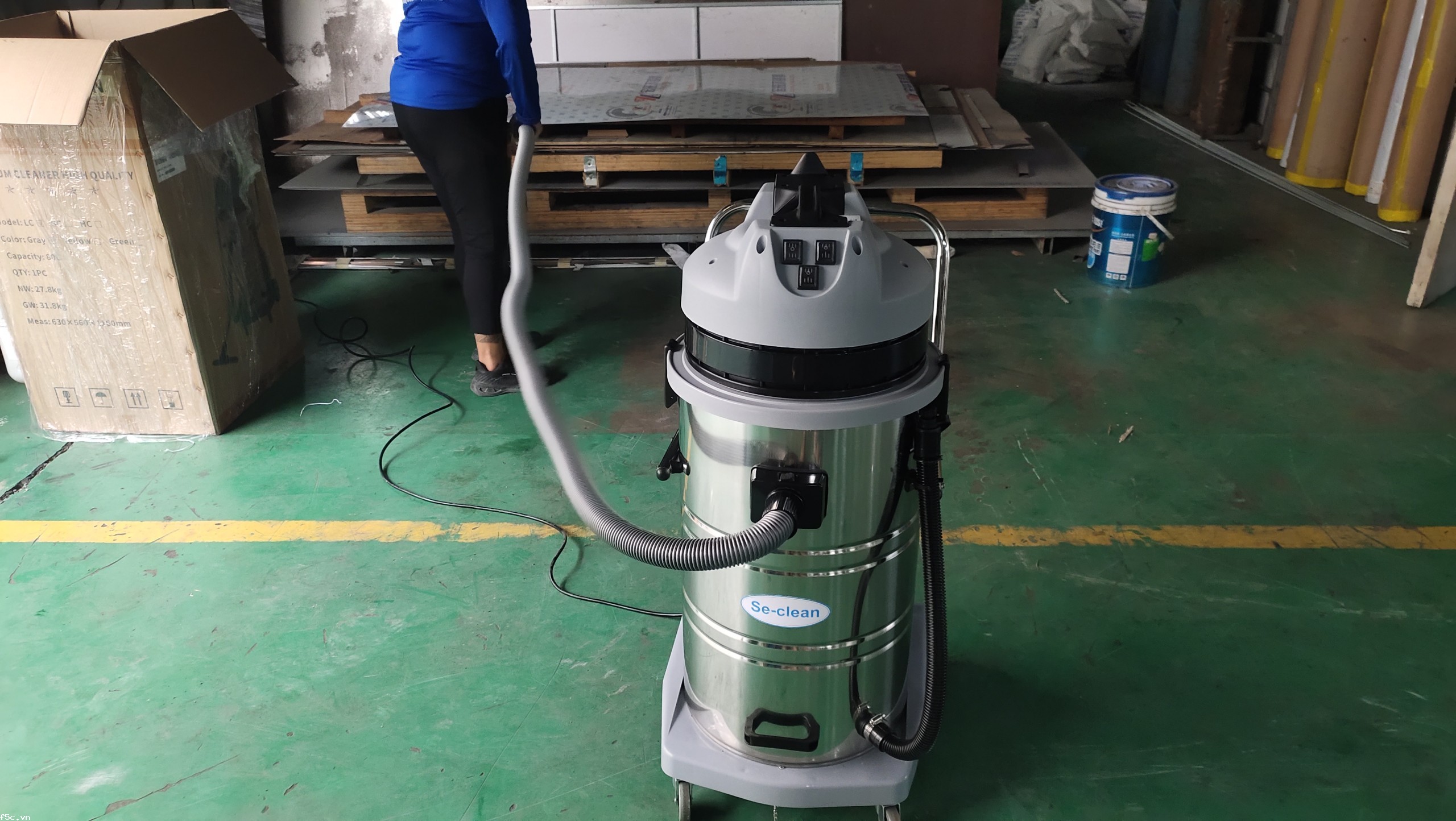 Máy hút bụi hút nước công nghiệp SE Clean SE380 Hepa 5400W