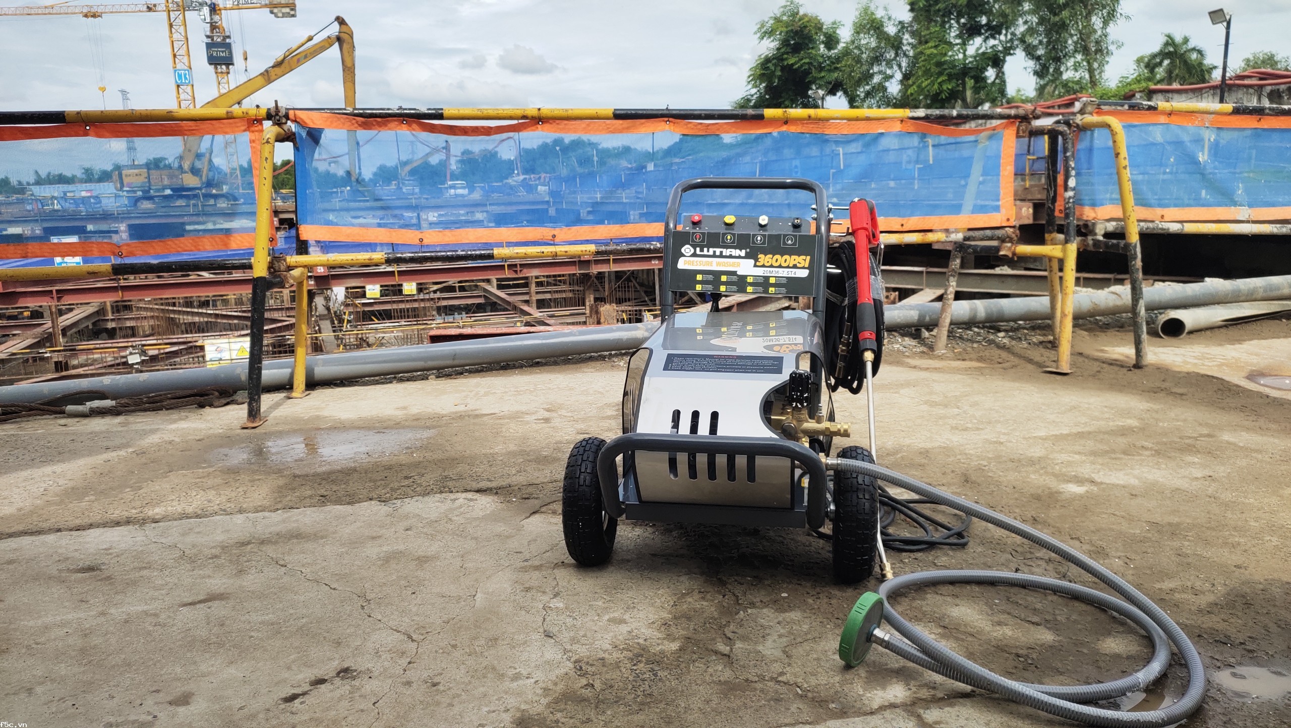 Máy phun rửa áp lực cao Lutian 20M36-7.5T4