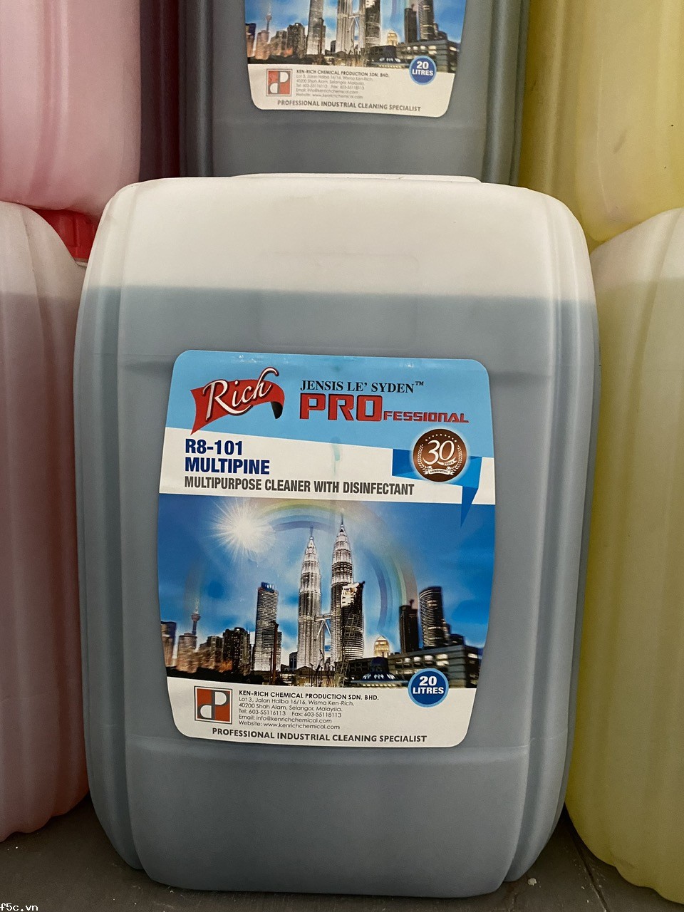 NƯỚC LAU SÀN DIỆT KHUẨN TRUNG TÍNH RICH PRO R8-101 MULTIPINE 20 LÍT