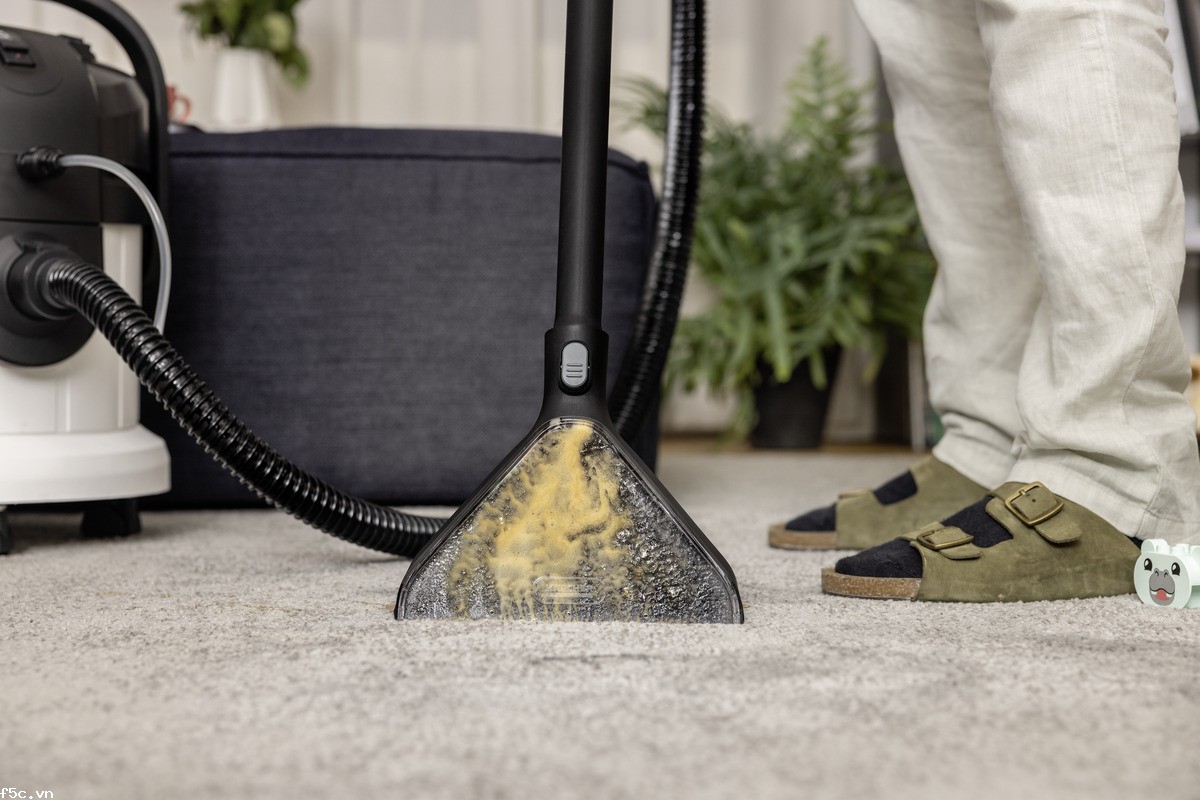 Máy giặt thảm - phun hút gia dụng Karcher SE 4 plus (1.081-170.0)