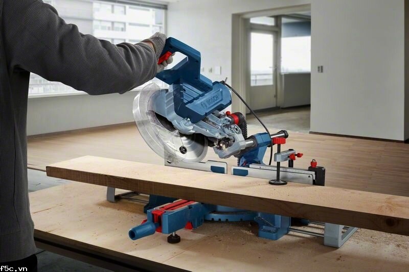 Bosch GCM 254D – Máy cưa trượt đa góc mạnh mẽ công suất 1800W