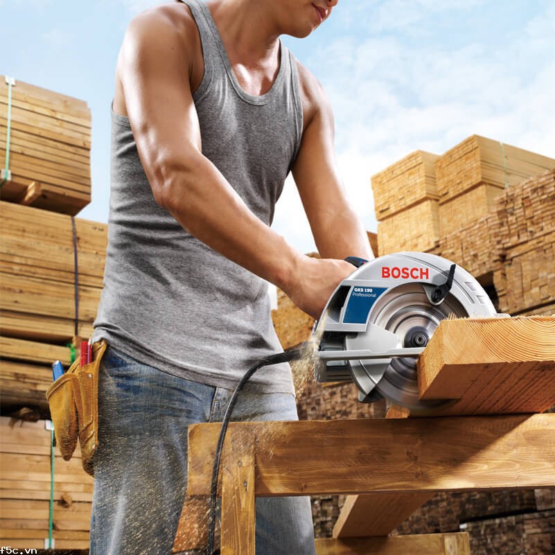 Bosch GKS 190 – Máy cưa đĩa 1400W, tốc độ 5200 vòng/phút