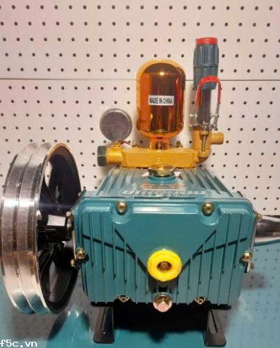 Đầu Phun Xịt Áp Lực Piston Sứ Nakawa 348SU