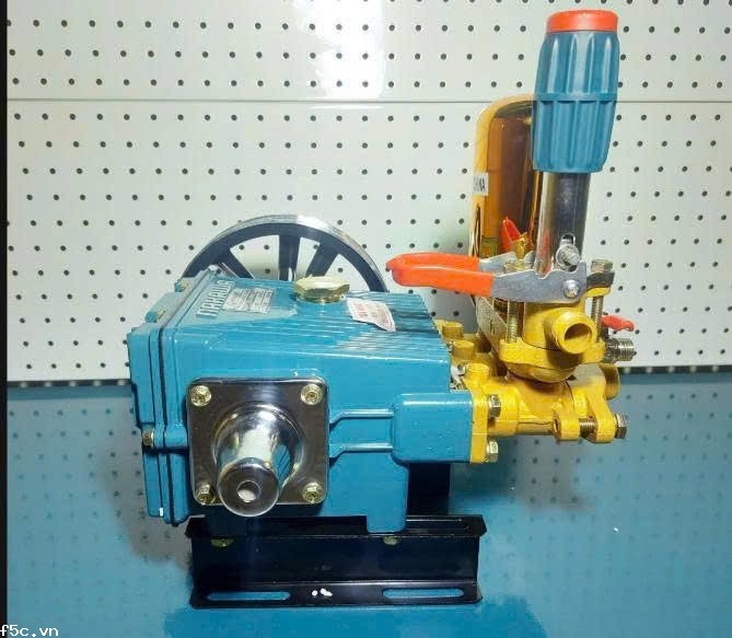 Đầu Phun Xịt Áp Lực Piston Sứ Nakawa 338SU