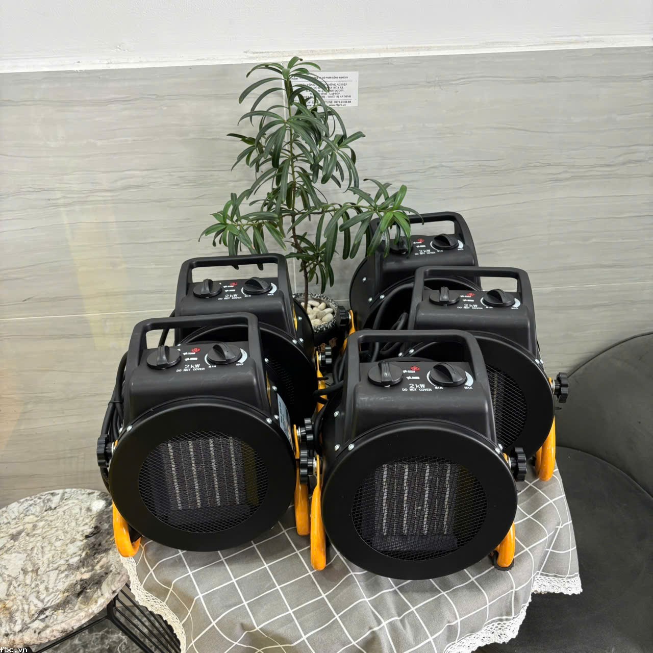 Quạt Sấy Gió Nóng Dorosin DHE-02Y