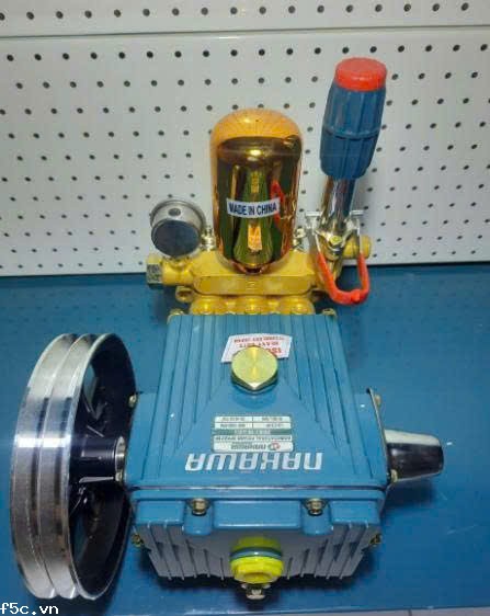 Đầu Phun Xịt Áp Lực Piston Sứ Nakawa 348SU