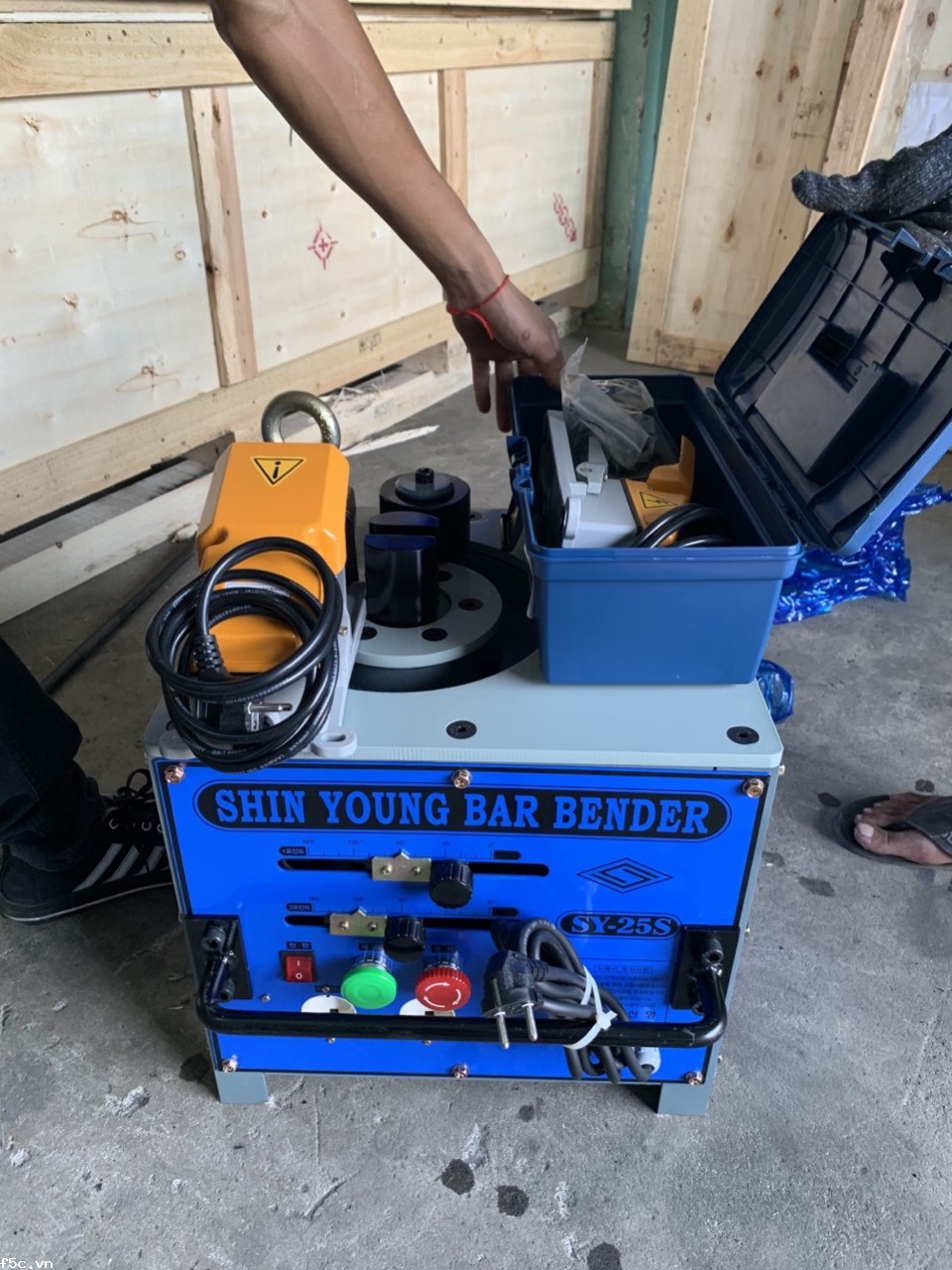 Máy uốn sắt Shin Young Hàn Quốc SY-25S