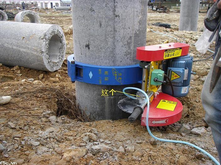 Máy cắt cọc bê tông HQZ 350