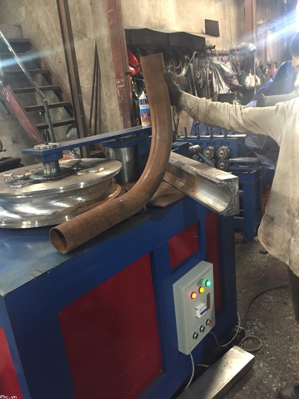 Máy uốn ống 1 trục BM3