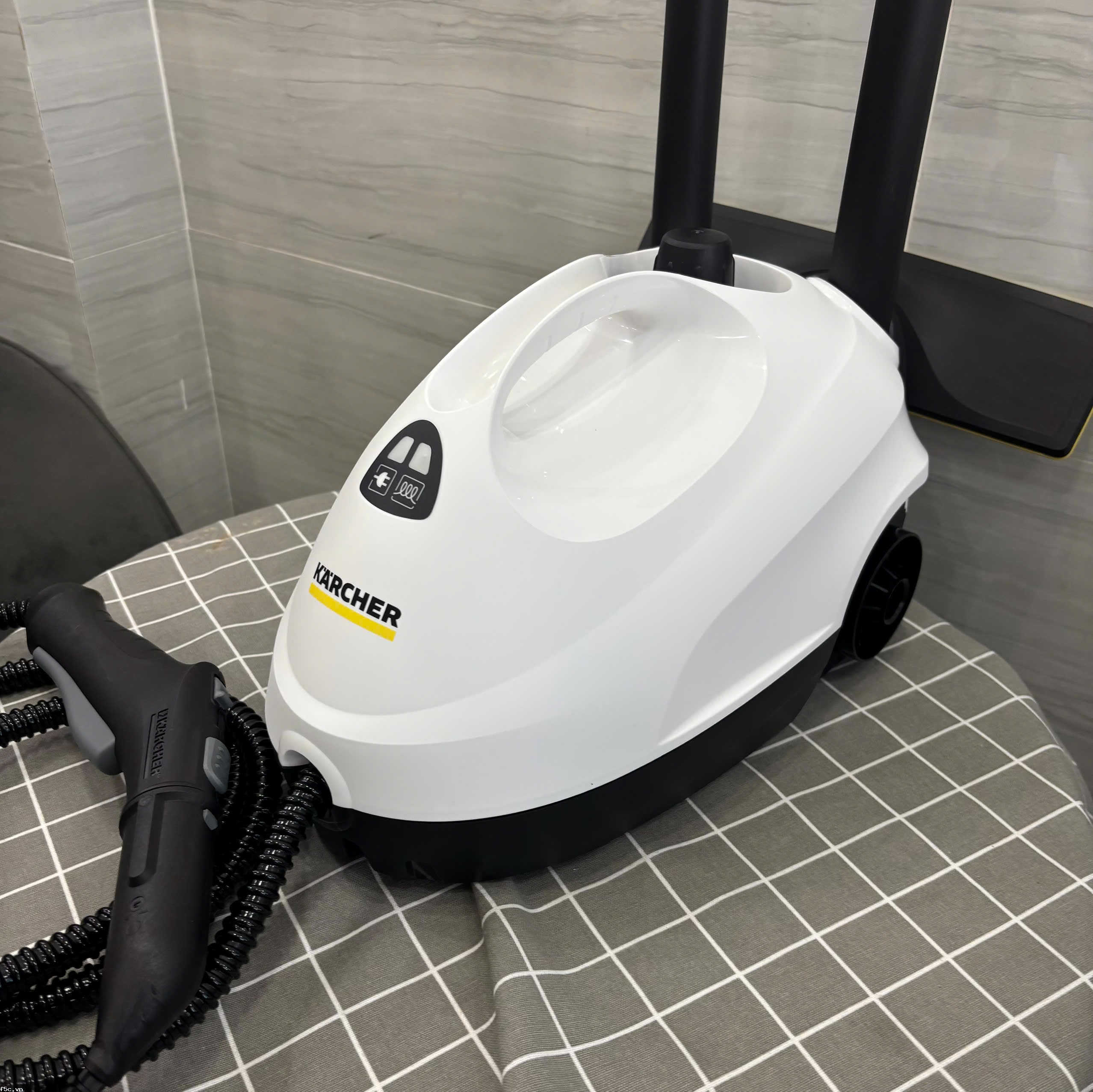 Máy làm sạch bằng hơi nước Karcher SC 3 EasyFix (1.513-650.0)