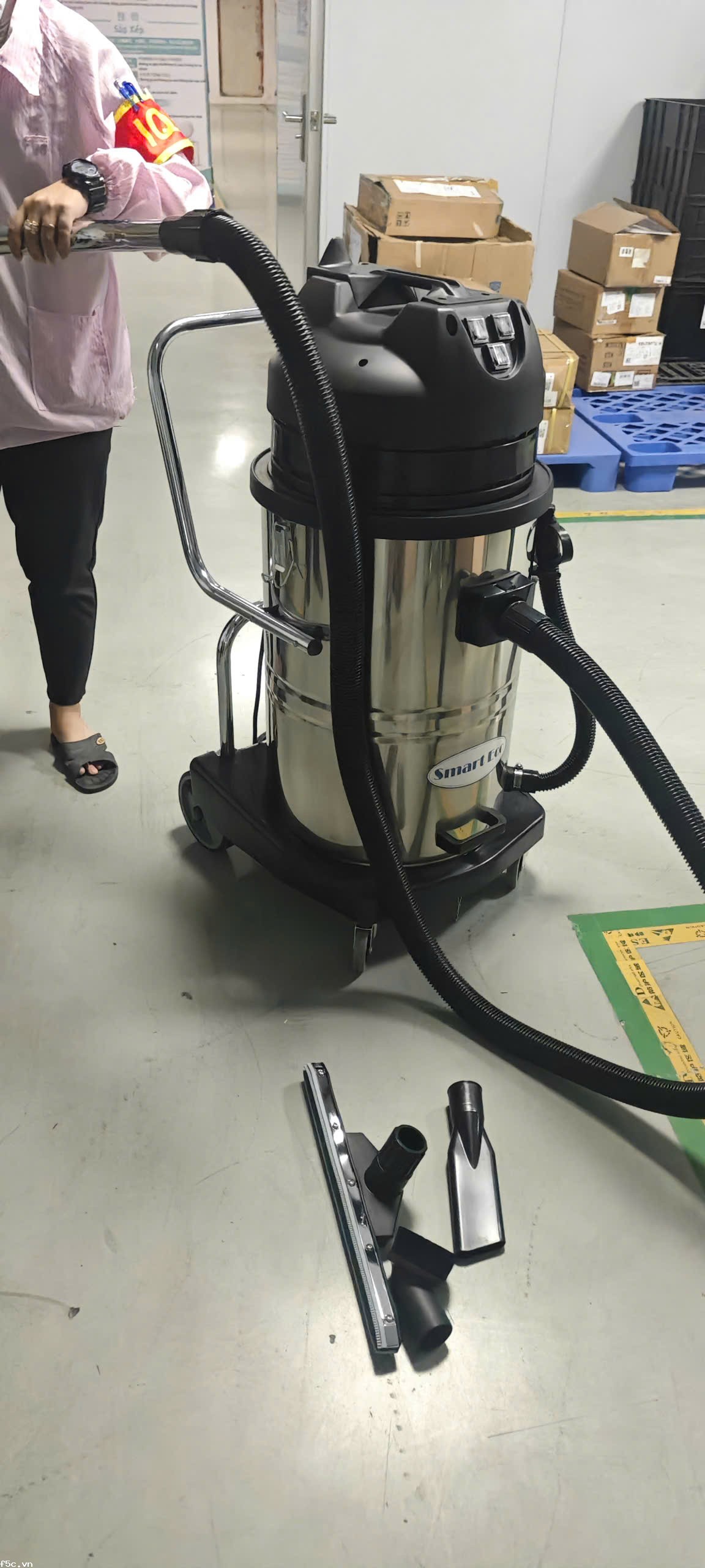 Máy hút bụi - hút nước công nghiệp Smart Eco SE360 Hepa 4800W