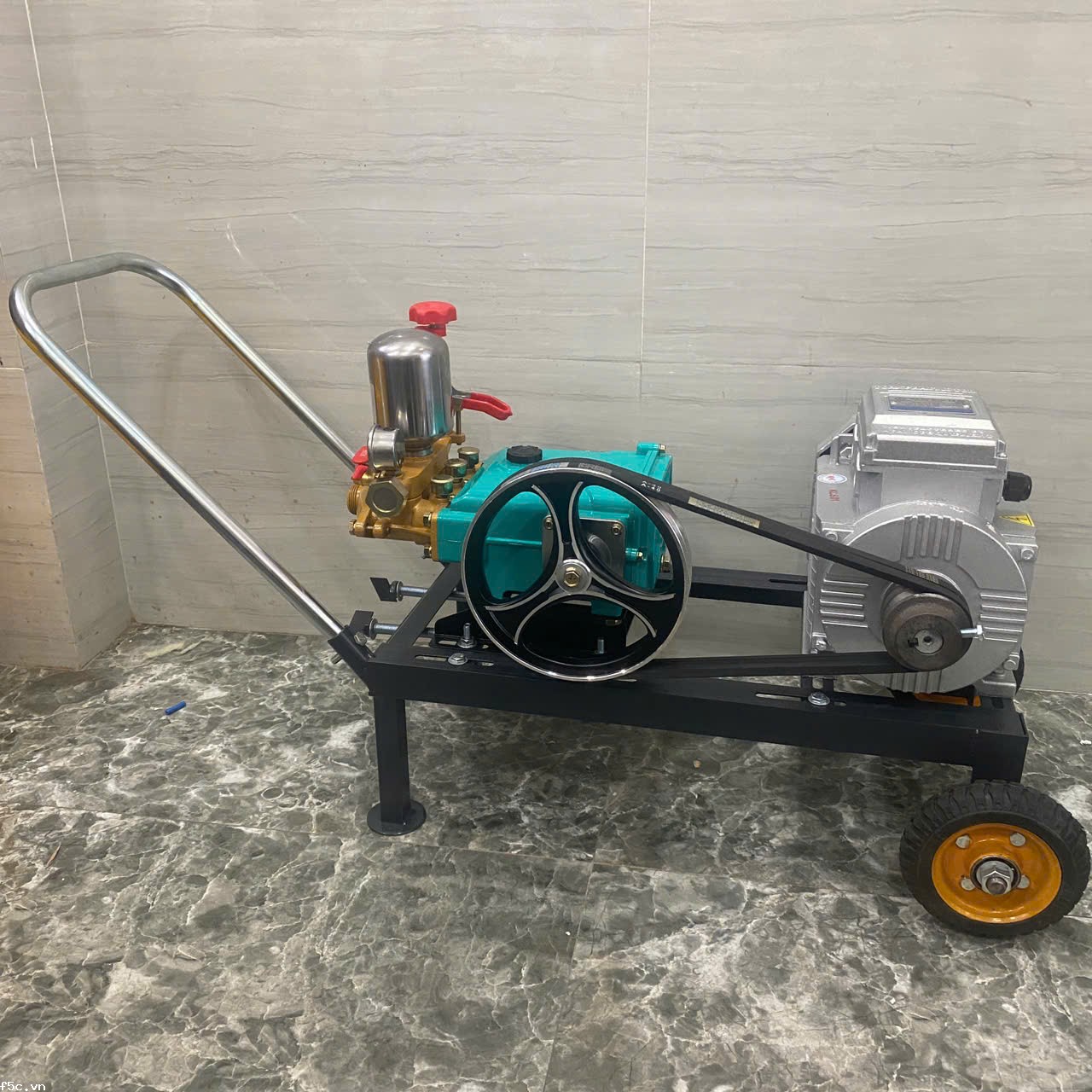 Máy rửa xe dây đai HL50 (Có bánh xe)